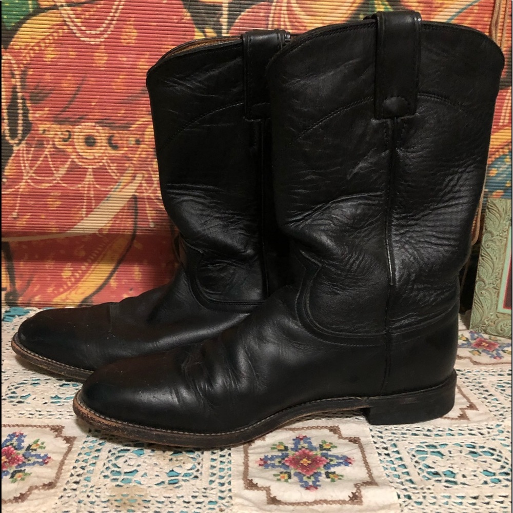 Vintage Black Justin cowboy boots Men or women’s